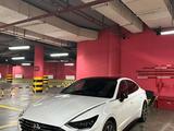 Hyundai Sonata 2023 года за 12 300 000 тг. в Астана – фото 3