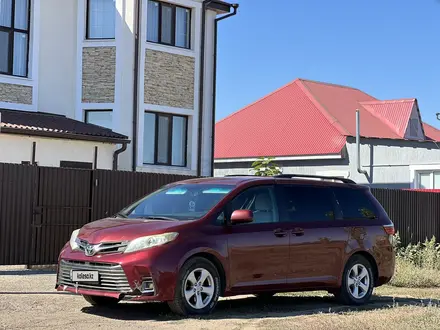 Toyota Sienna 2015 года за 12 950 000 тг. в Уральск – фото 5