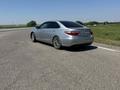 Toyota Camry 2015 года за 6 500 000 тг. в Актобе – фото 3