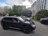 Mitsubishi Outlander 2017 годаүшін8 500 000 тг. в Алматы