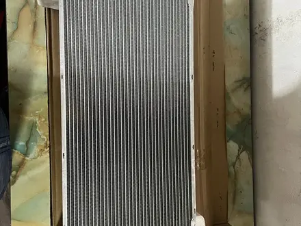 Радиатор охлаждения Volkswagen за 50 000 тг. в Костанай