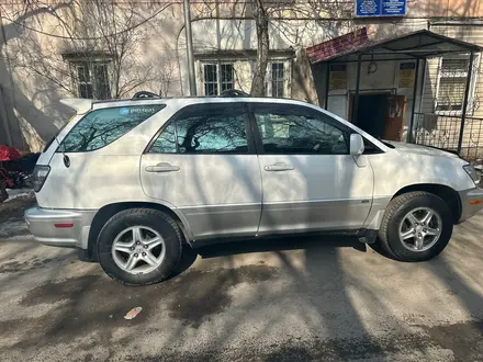 Lexus RX 300 2001 года за 6 100 000 тг. в Алматы – фото 3