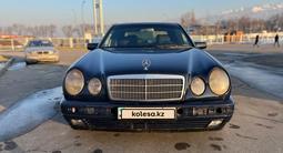 Mercedes-Benz E 200 1998 года за 2 000 000 тг. в Алматы