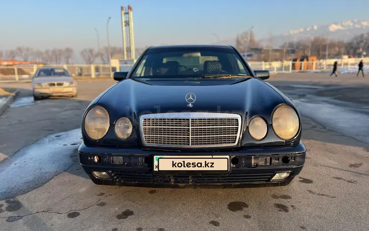 Mercedes-Benz E 200 1998 года за 2 000 000 тг. в Алматы