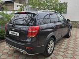 Chevrolet Captiva 2015 года за 7 000 000 тг. в Алматы – фото 2