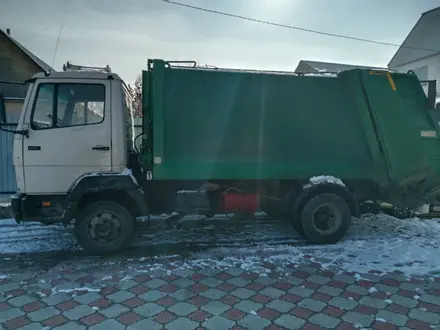 Mercedes-Benz  Мусоровозы 1992 года за 15 000 000 тг. в Алматы – фото 2