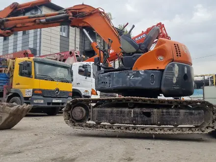 Hitachi  Гусеничные 2004 года за 6 000 000 тг. в Алматы – фото 3