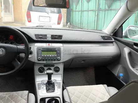 Volkswagen Passat 2006 года за 3 000 000 тг. в Алматы – фото 2