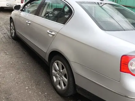Volkswagen Passat 2006 года за 3 000 000 тг. в Алматы – фото 12