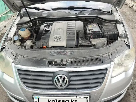 Volkswagen Passat 2006 года за 3 000 000 тг. в Алматы – фото 3