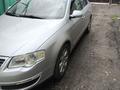 Volkswagen Passat 2006 года за 3 000 000 тг. в Алматы – фото 8