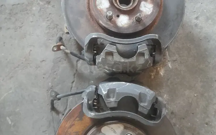 Тормозные диски колодки за 10 000 тг. в Тараз