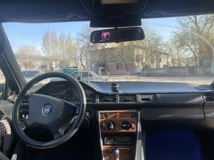 Mercedes-Benz E 220 1990 года за 1 700 000 тг. в Караганда – фото 15