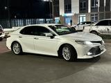 Toyota Camry 2018 годаfor15 500 000 тг. в Алматы – фото 4