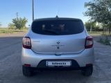Renault Sandero 2015 годаүшін2 500 000 тг. в Караганда – фото 4
