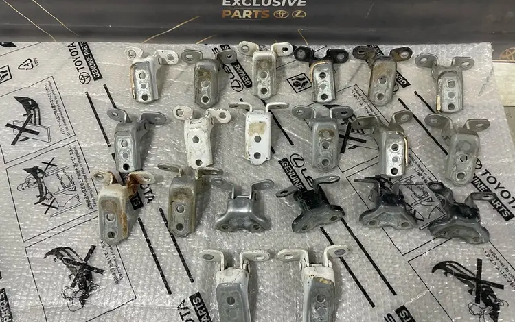 Петля двери бу оригинал Prado 120 GX470 за 10 000 тг. в Шымкент