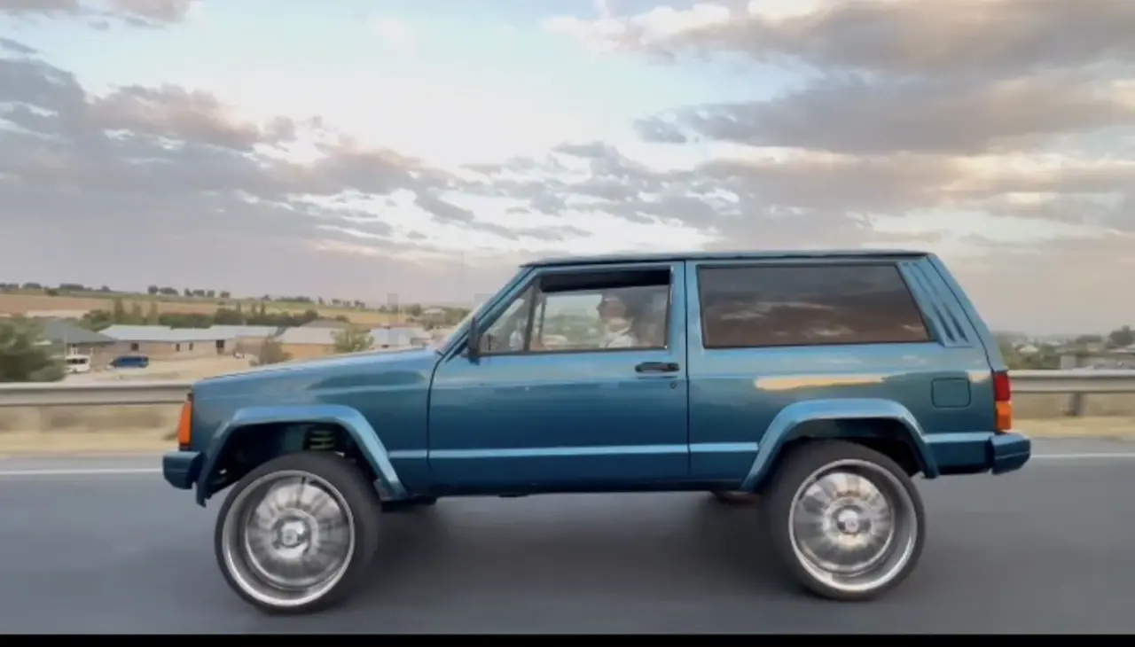 Jeep Cherokee, 1994