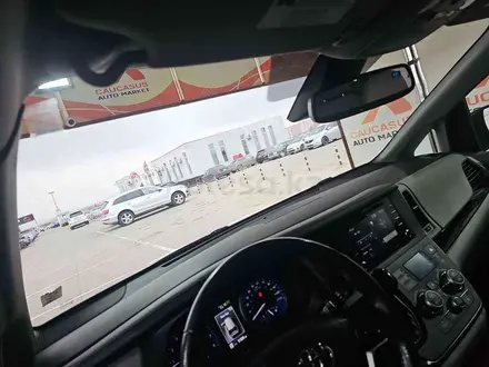 Toyota Sienna 2018 годаүшін8 600 000 тг. в Алматы – фото 18