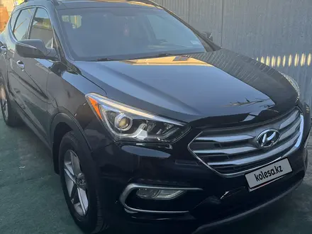 Hyundai Santa Fe 2017 года за 9 300 000 тг. в Атырау