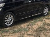 Toyota Vellfire 2011 годаfor10 000 000 тг. в Актау – фото 2