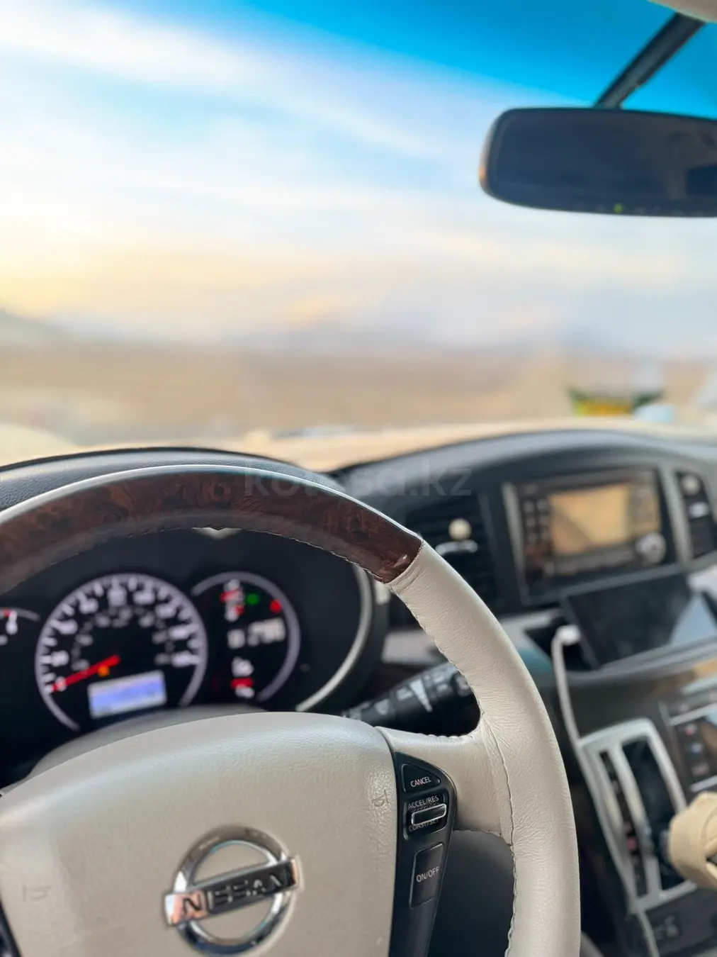 Nissan Quest, 2010