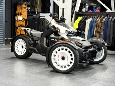 BRP  Трицикл Can-Am Ryker Rally Edition 900 ACE 2023 года за 12 483 000 тг. в Алматы – фото 2