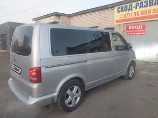 Volkswagen Multivan, 2010