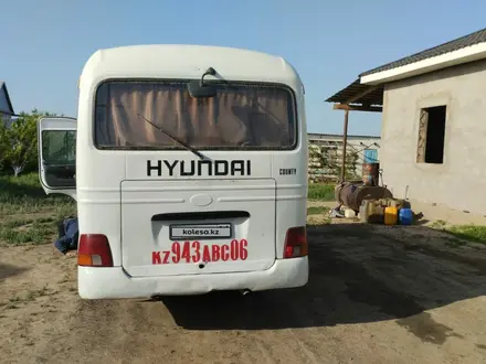 Hyundai  Каунти 2006 года за 800 000 тг. в Атырау