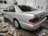 Mercedes-Benz E 320 1999 года за 2 900 000 тг. в Кызылорда – фото 3