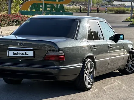 Mercedes-Benz E 280 1994 года за 2 500 000 тг. в Алматы – фото 16