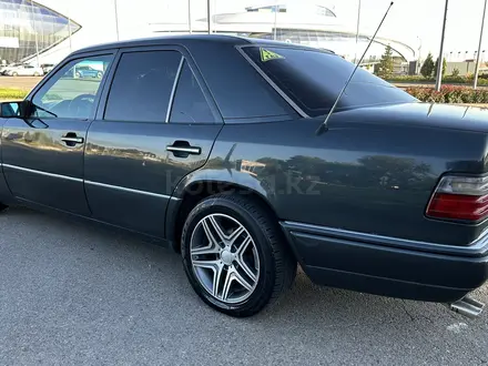 Mercedes-Benz E 280 1994 года за 2 500 000 тг. в Алматы – фото 34