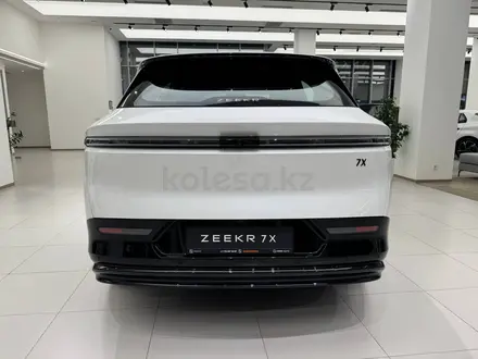 Zeekr 7X Long Range 2025 года за 24 990 000 тг. в Алматы – фото 15