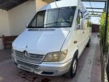 Mercedes-Benz Sprinter 2002 года за 5 500 000 тг. в Шымкент – фото 2