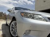 Lexus ES 300h 2013 годаүшін7 500 000 тг. в Жанаозен – фото 3