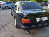 Mercedes-Benz E 220 1991 годаүшін1 700 000 тг. в Усть-Каменогорск – фото 4