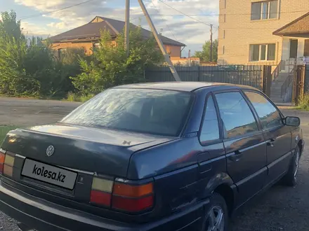 Volkswagen Passat 1992 года за 550 000 тг. в Астана – фото 2