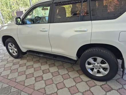 Toyota Land Cruiser Prado 2013 года за 18 100 000 тг. в Тараз – фото 14