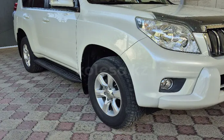 Toyota Land Cruiser Prado 2013 года за 18 100 000 тг. в Тараз
