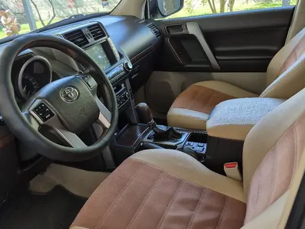 Toyota Land Cruiser Prado 2013 года за 18 100 000 тг. в Тараз – фото 7