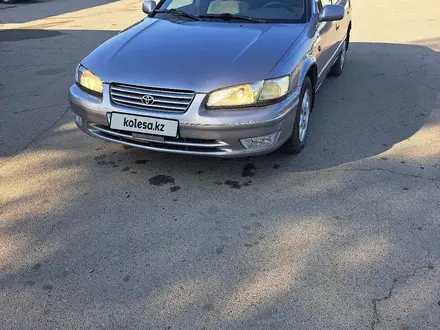 Toyota Camry 1997 года за 2 750 000 тг. в Алматы – фото 8