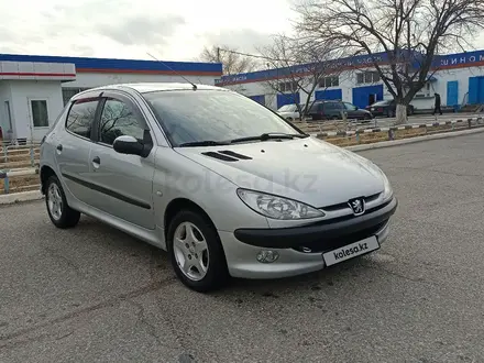 Peugeot 206 2004 года за 2 200 000 тг. в Байконыр