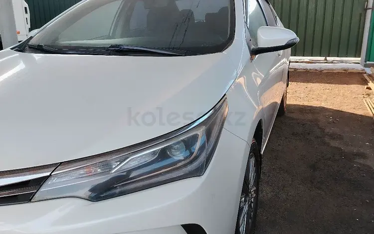 Toyota Corolla 2018 года за 8 800 000 тг. в Алматы