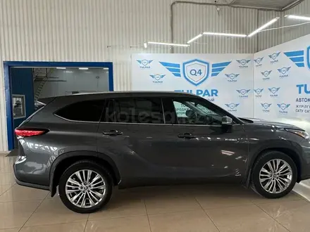 Toyota Highlander 2021 года за 24 000 000 тг. в Алматы – фото 4