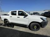 Toyota Hilux 2019 года за 14 000 000 тг. в Атырау