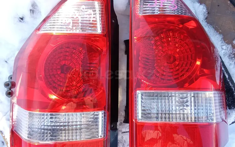 Задний фонарь Mitsubishi Pajero 3 V73W за 40 000 тг. в Усть-Каменогорск