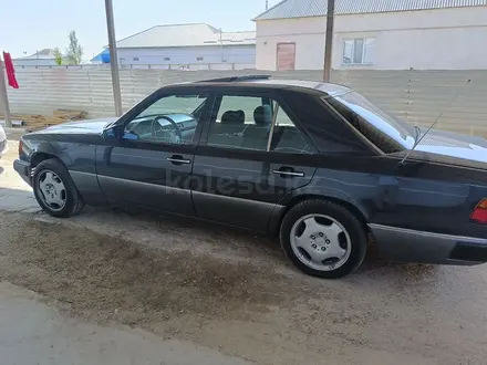 Mercedes-Benz E 220 1993 года за 2 500 000 тг. в Кызылорда – фото 10