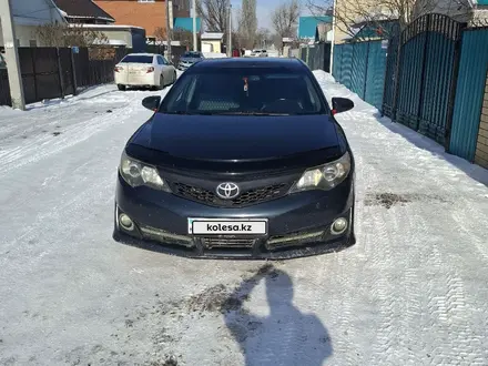 Toyota Camry 2011 года за 6 700 000 тг. в Актобе – фото 4