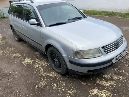 Volkswagen Passat 1998 года за 1 900 000 тг. в Астана – фото 2