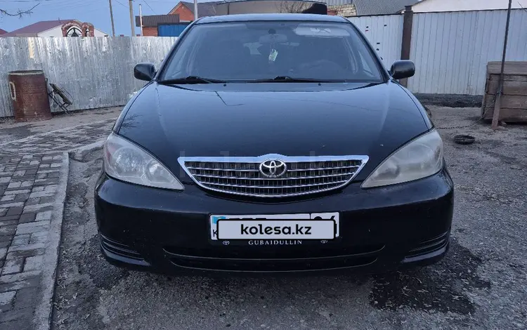 Toyota Camry 2004 года за 3 800 000 тг. в Актобе