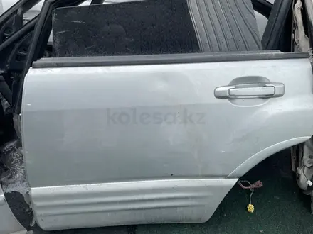 Дверь задняя правая, Subaru Forester за 10 000 тг. в Алматы